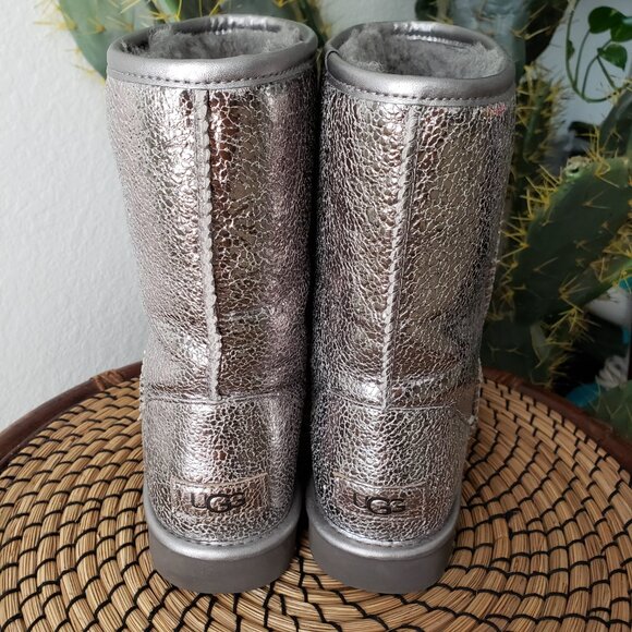 UGG Classic Short Metallic Sparkle Boot Silver Tone Leather size 7 Women's - Picture 5 of 12